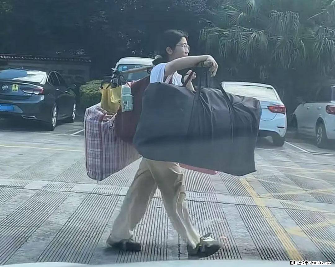 全网追的“扁担女孩”，找了一份暑假工，时薪12元 - 舟山生活资讯 - 舟山28生活网 zhoushan.28life.com