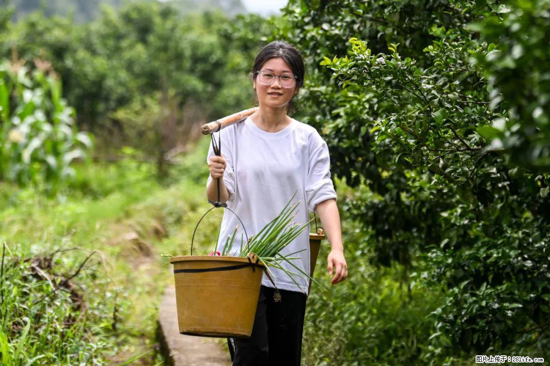 全网追的“扁担女孩”，找了一份暑假工，时薪12元 - 舟山生活资讯 - 舟山28生活网 zhoushan.28life.com